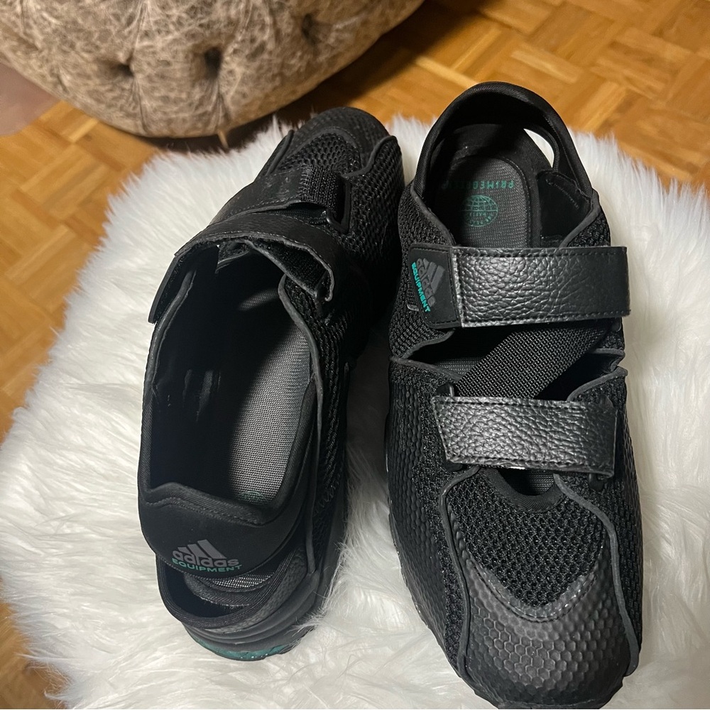 Adidas Men's Black and Green Athletic Shoes